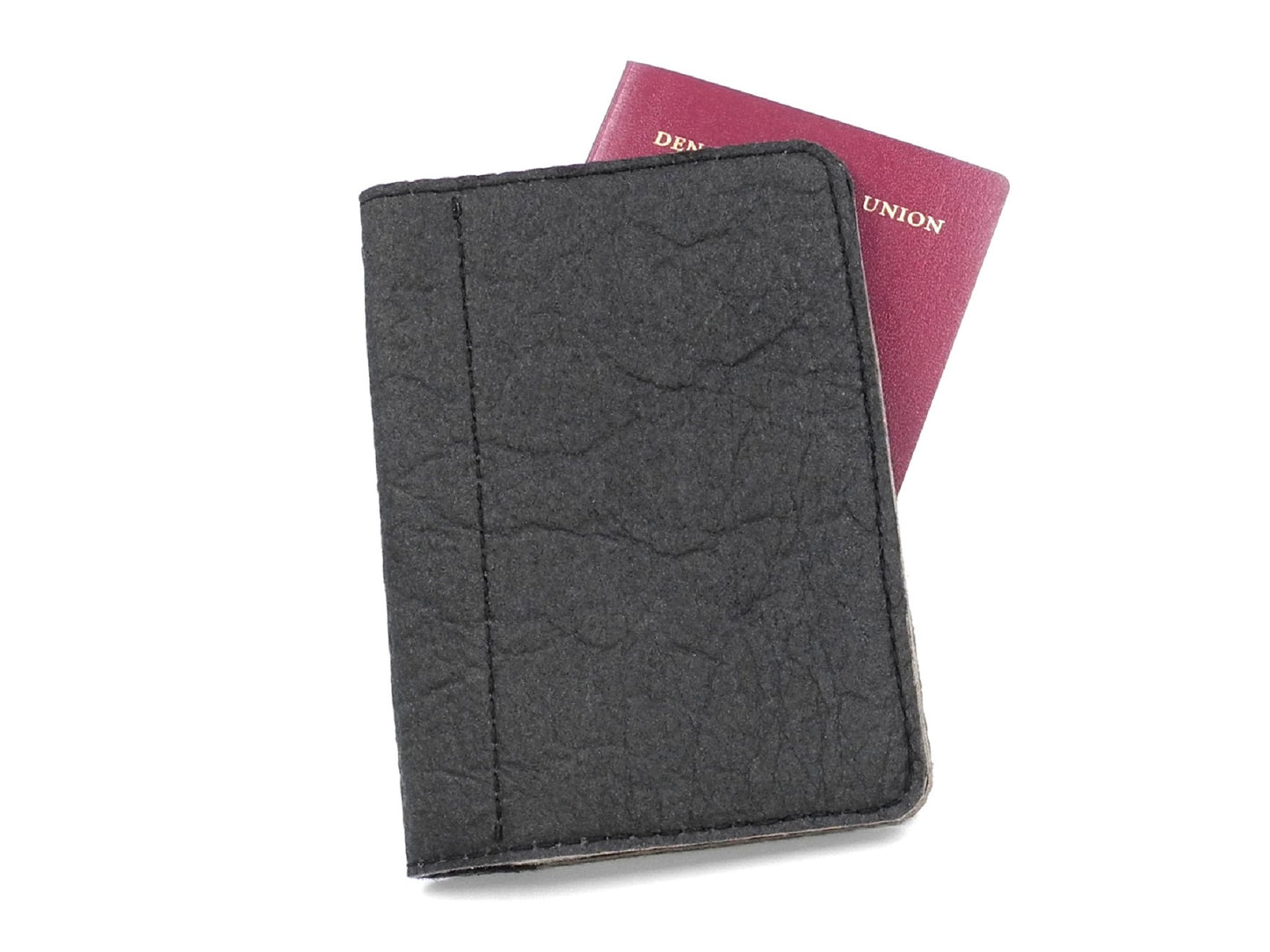 Passport holder - Pineapple fibers