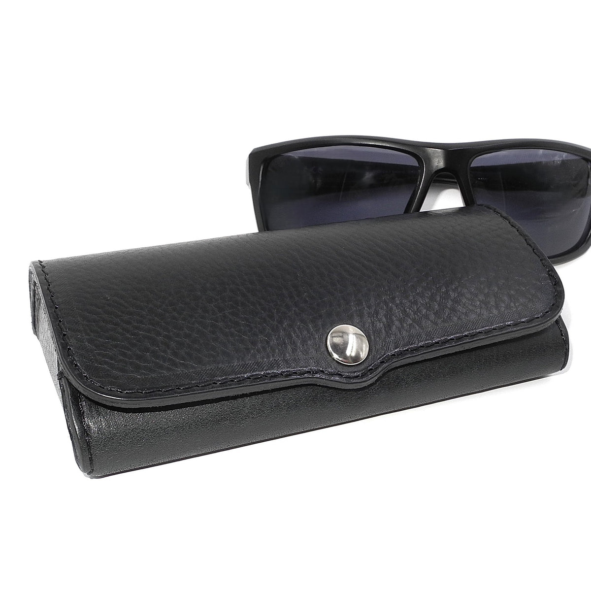 Hard Leather Glasses Case – Black / Silver-Tone Button
